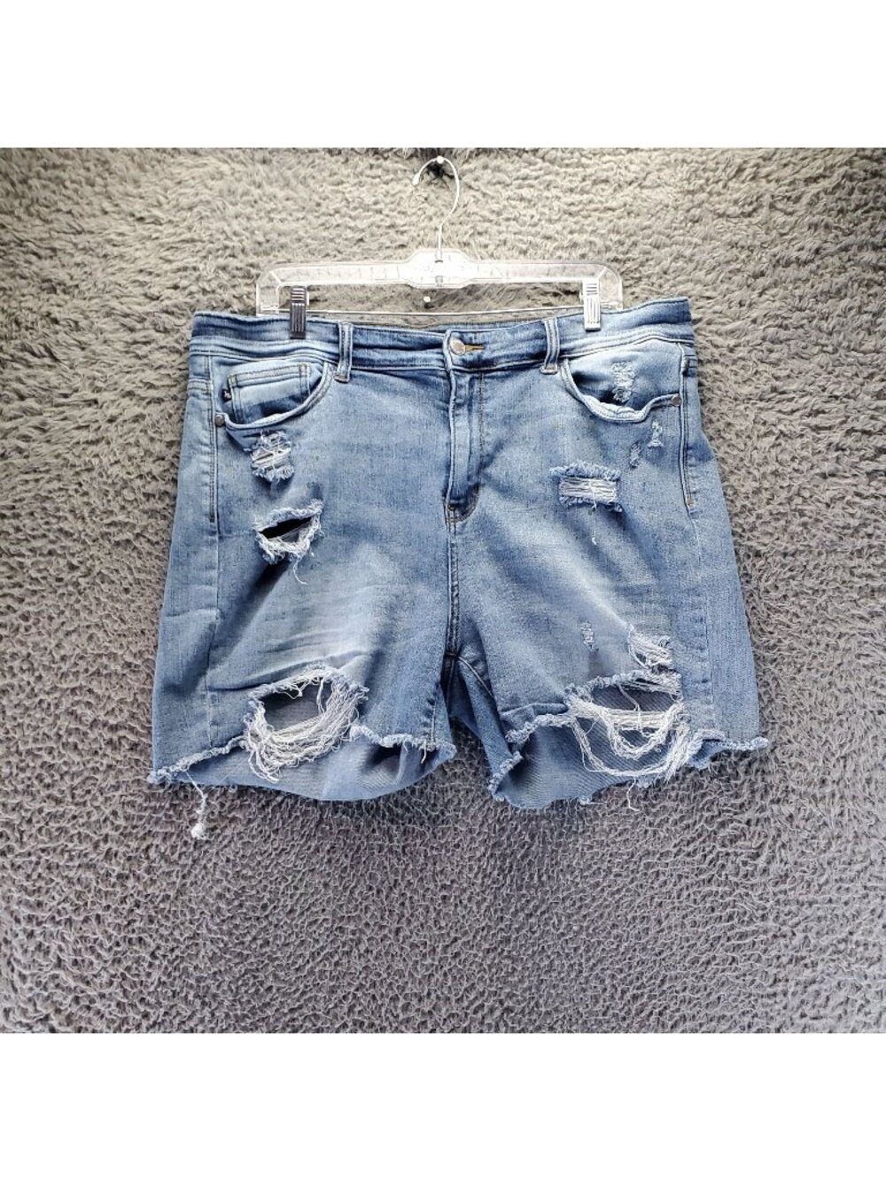 Judy Blue Shorts Womens 3XL Blue Distressed High-Waisted Ripped Denim *Read*